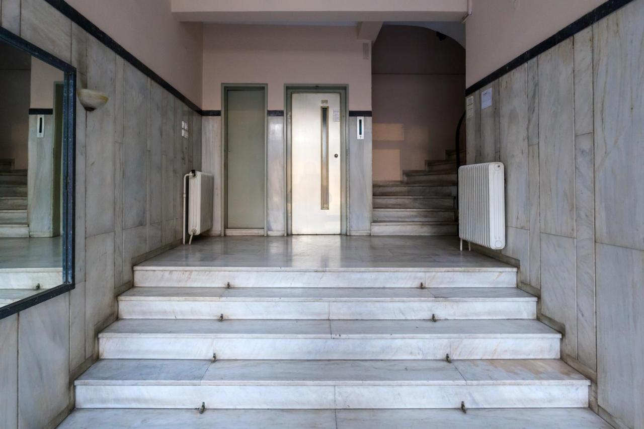 Acropolis Deluxe 1br